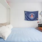 Calme Dans La Verdure Paris 16E